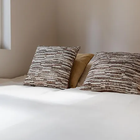 Little Nature. - Wellness Cottage, Hot Tub & Sauna * Nijmegen